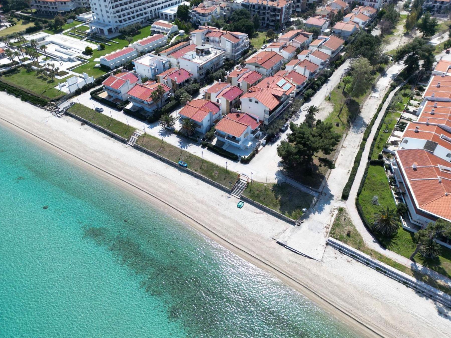 Long Island House, Beachfront Appartement